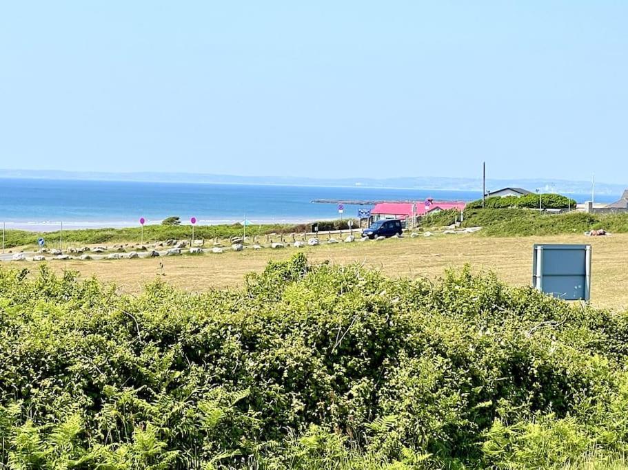 Luxury Porthcawl 1 Bedroom Apt, Prime Location Exterior foto